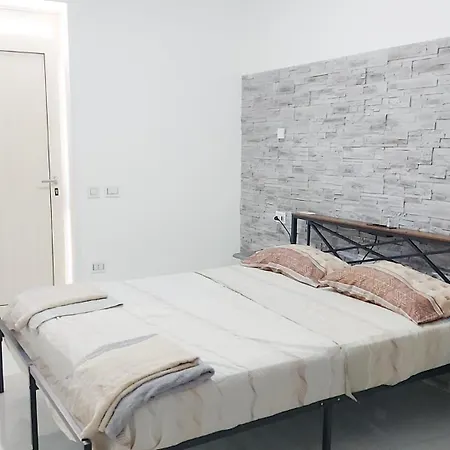 Vitiello Maria's Apartamento *